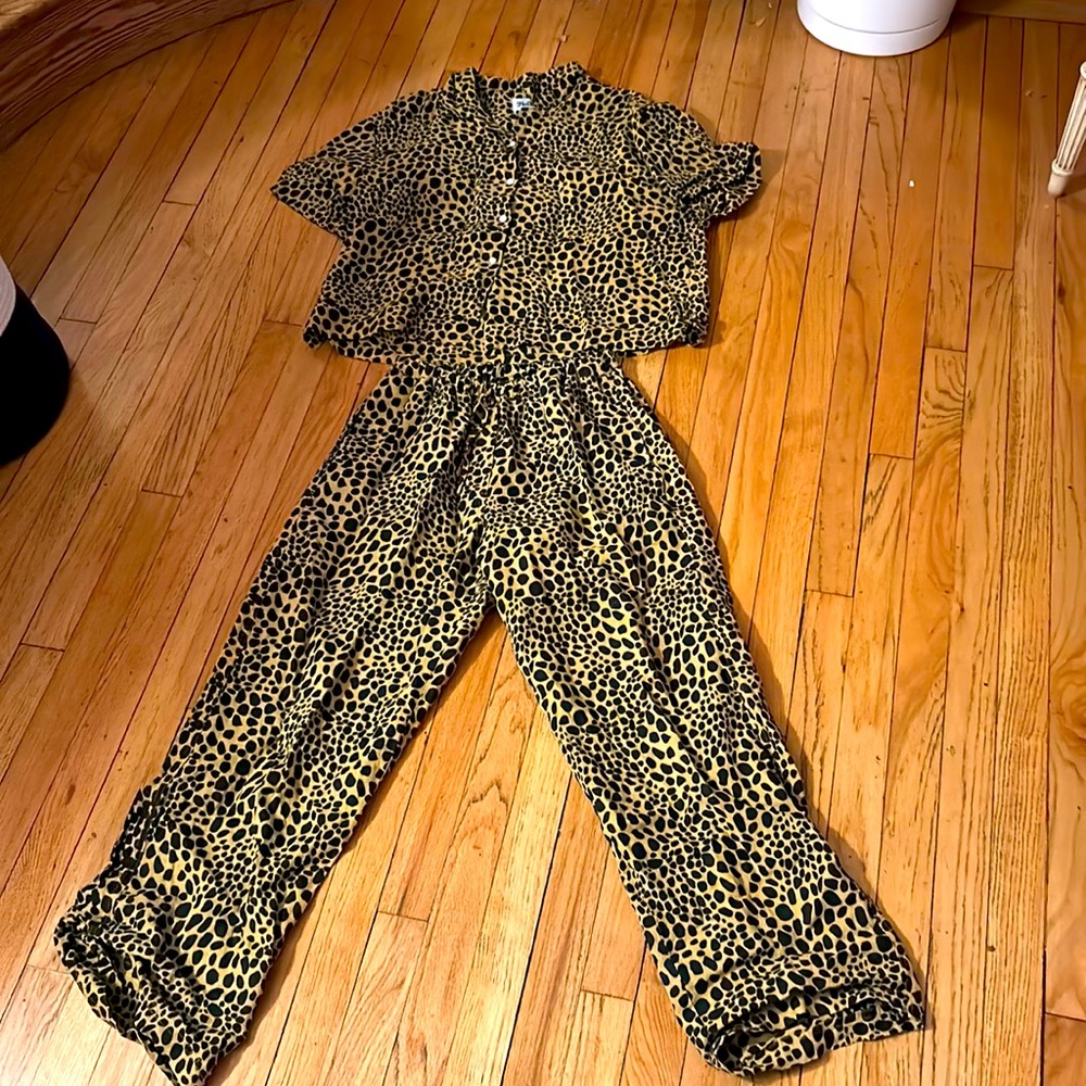 Leopard linen matching set